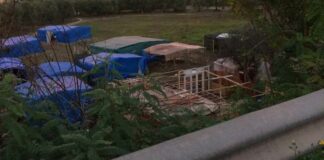 Migranti di via Monte Faraone, Don Geremia Acri: «Voci poco costruttive e confuse»