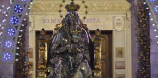 Trasferimento simulacro Madonna dei Miracoli: sabato 26 agosto processione notturna