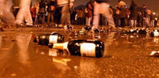 Stop alla vendita di alimenti e bevande in vetro e alluminio la vigilia di Natale e Capodanno