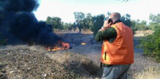 Rifiuti tossici in fiamme in contrada Lamapaola