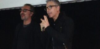 “Chi m’ha visto?”: Beppe Fiorello ad Andria tra foto, applausi e sorrisi