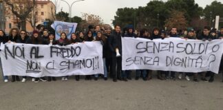 Disagi al Liceo “Nuzzi”, gli studenti incontrano Giorgino dopo la manifestazione