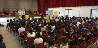 Annalisa Strada ad Andria con il suo libro “Fuori classe – #LeMedie”