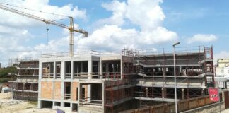 Il nuovo Questore di Bari, Giuseppe Bisogno, in visita nel cantiere di via Indipendenza