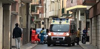 Auto contro moto in via Boccaccio: un ferito in codice rosso