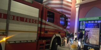 Principio di incendio in un negozio della Galleria Commerciale: intervento dei Vigili del Fuoco