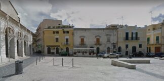 Divieti al traffico per proroga dei lavori in Piazza Duomo e via Museo del Confetto
