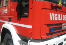 Bombola del gas prende fuoco: esplosione e tragedia sfiorata, ferita una donna