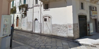 Lavori di riquotamento e suggellatura delle basole in via Ugo Bassi fino al 3 maggio