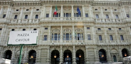 Cassazione su Processo Bari Nord, ex dirigenti di Ferrotramviaria assolti: «Trascinati sin qui ingiustamente»