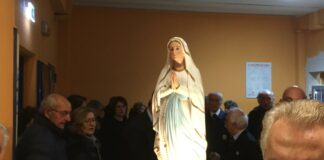 Devozione e speranza, la Madonna di Lourdes incontra i pazienti del “Bonomo”