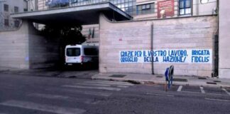 Coronavirus, gli ultras andriesi omaggiano il lavoro dei sanitari