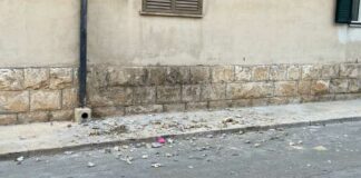 Cadono calcinacci da alcuni balconi in via Bruno Buozzi