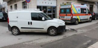 Ciclista investita da un furgone in via Martiri di Belfiore: trasportata al “Bonomo”