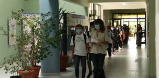 Scuola in Dad al 100% in Puglia: Emiliano ha firmato l’ordinanza