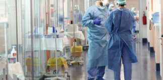 Covid, ancora in discesa ricoveri e attualmente positivi. 6.205 i nuovi casi, 5 i decessi