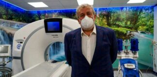 Emiliano inaugura angiografo e tac all’Ospedale di Andria