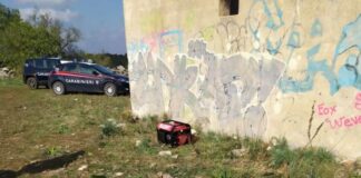 Rave party in un casolare abbandonato nelle campagne di Andria: denunciati 23 giovani