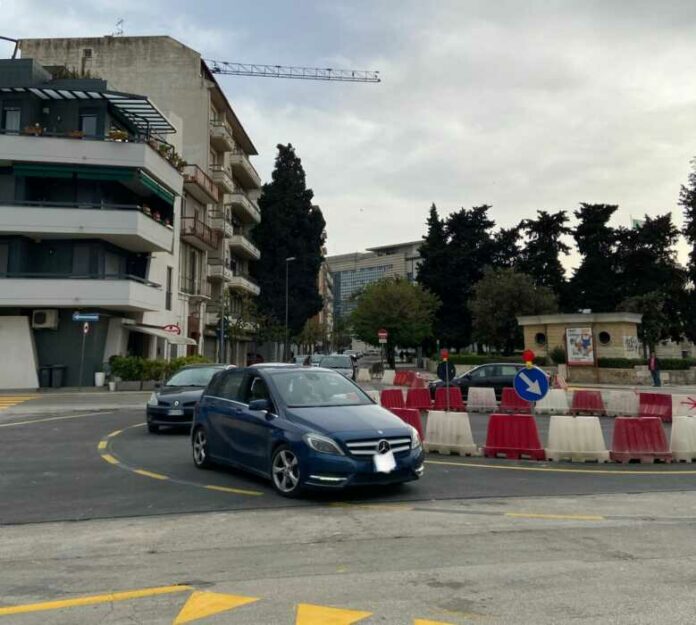 rotatoria lavori interramento