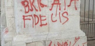 Atto vandalico chiesa del Carmine, dalla Diocesi: «Rammaricati, questa zona non sia “terra di nessuno”»