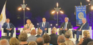 Da Francesca Caterino Ieva a Vittorio Massaro: passaggio del martelletto per il Rotary Castelli Svevi