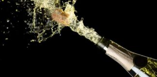 Spumante made in Puglia ancora al top: 1,5 milioni di tappi stappati nelle festività