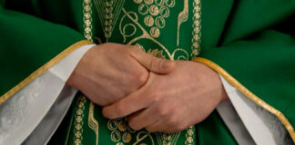 Estorce denaro ad un sacerdote, 22enne andriese condannato a 4 anni e mezzo di carcere