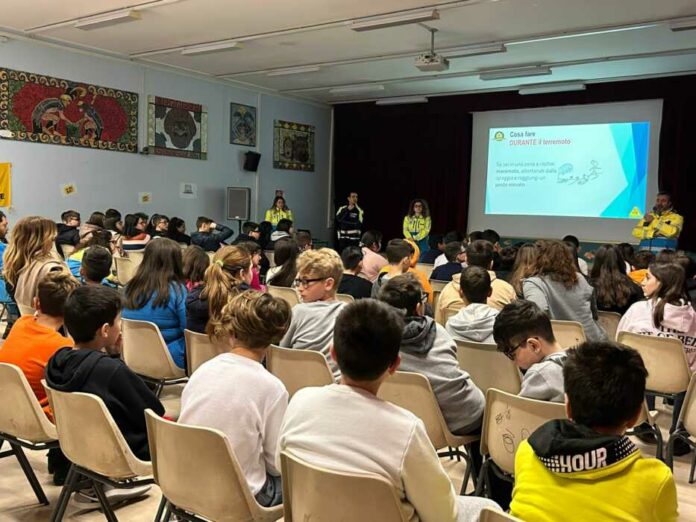 incontri a scuola polizia locale misericordia andria