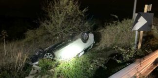 A folle velocità causa un incidente in zona Castel del Monte e fugge: l’auto era rubata