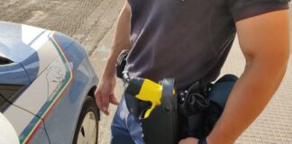 Questura BAT, otto agenti formati all’uso del “Taser X2”