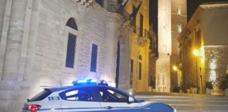 Rubano l’auto a Trani e chiedono il riscatto, arrestati due pregiudicati andriesi