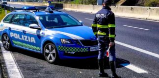 Fermato sulla A14 nel territorio di Andria con 50 panetti di hashish: arrestato