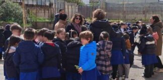 Al plesso “Rodari” lezioni a cielo aperto: avviati i lavori per la riqualificazione del giardino dell’istituto