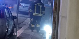 Fumo in strada in via Maraldo, intervengono i vigili del fuoco