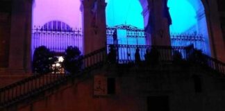 Palazzo di Città si illumina di rosa ed azzurro per la Giornata Mondiale sul lutto infantile