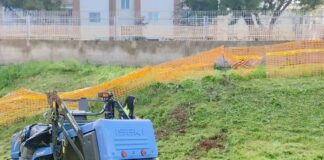 Operaio andriese travolto da un mezzo agricolo mentre taglia l’erba in una scuola di Bisceglie, non è grave