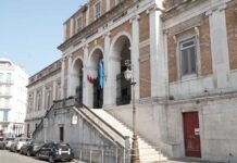 Liceo “Nuzzi” e Istituto “Dante Alighieri”, M5S, AVS ed Azione: «Tenere in giusta considerazione il dissenso»
