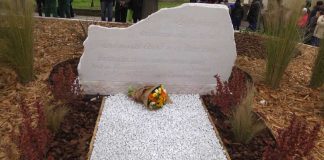 Andria ricorda le oltre 300 vittime del Coronavirus con una stele commemorativa nel cimitero comunale