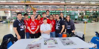 Gli studenti dell’ITT “Sen. Onofrio Jannuzzi” trionfano nell’Area Sud di STEM Racing