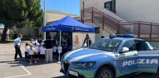 Educazione stradale, la Polizia di Stato incontra l’I.C. “Cotugno”