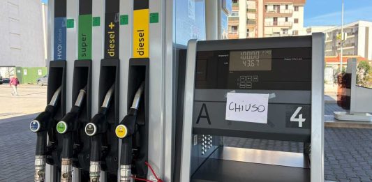 Anche ad Andria i primi distributori di carburante “a secco”